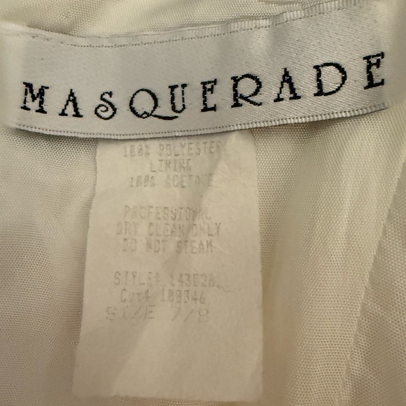 Masquerade Vintage Creamy White Floral Wedding Dress Size 7/8 - Picture 5 of 7